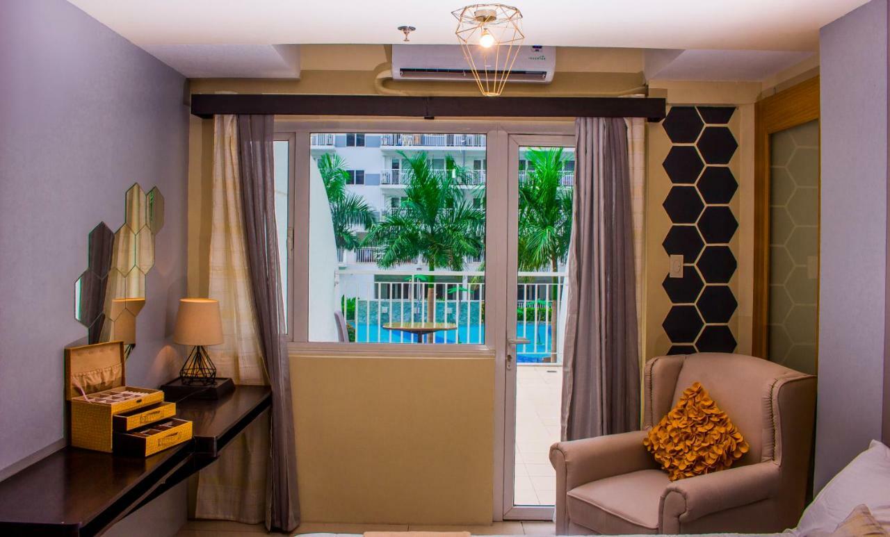 Usp Suites At Shell Residences Pasay Exterior foto